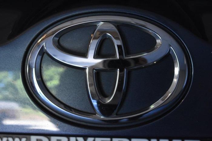 2013 toyota rav4 limited awd limited 4dr suv for sale in saco, maine
