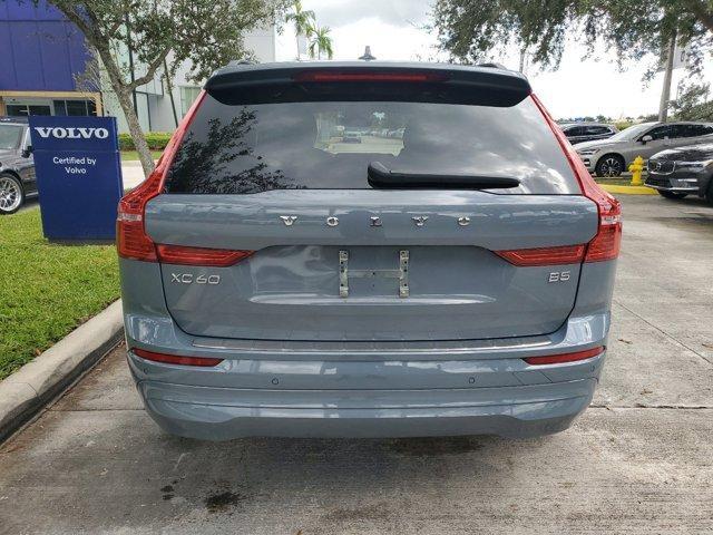 2022 volvo xc60 b5 momentum