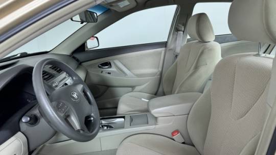 2010 toyota camry base