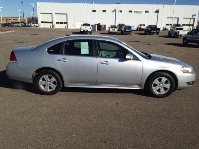 2010 chevrolet impala 4dr sedan lt lt for sale in grand forks, north dakota