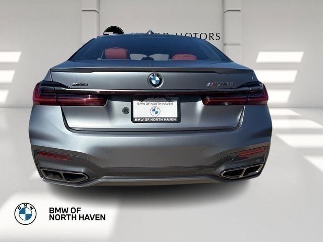 2022 bmw m760 xdrive