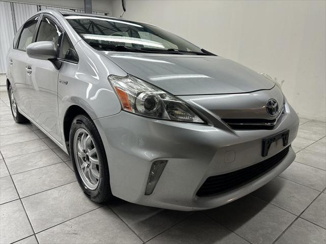 2013 toyota prius v five
