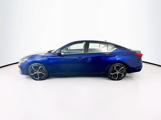 2023 nissan altima sr fwd