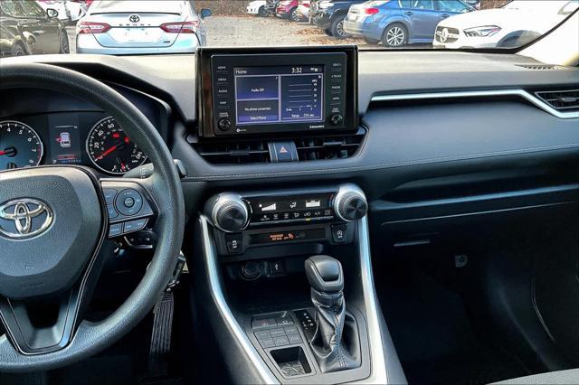 2020 toyota rav4 le