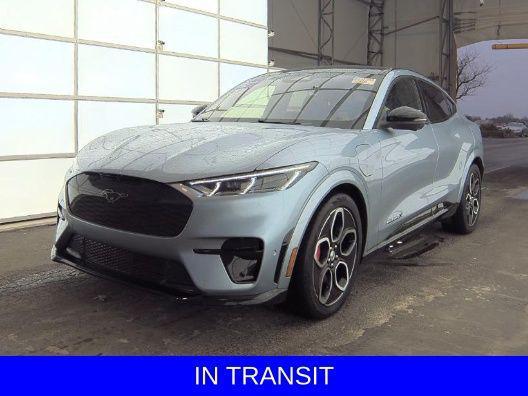 2022 ford mustang mach-e gt
