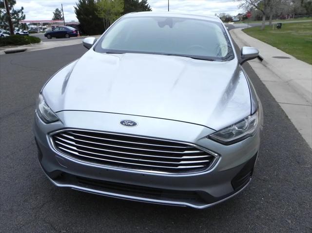 2020 ford fusion se