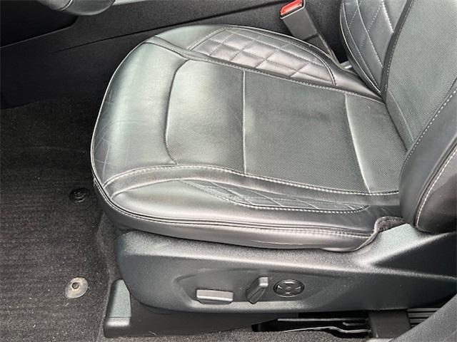 2019 ford explorer platinum