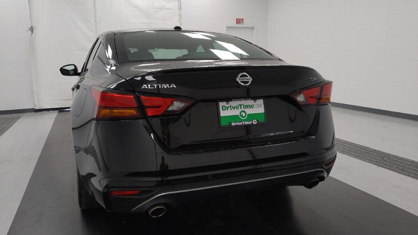 2021 nissan altima 2.5 sr