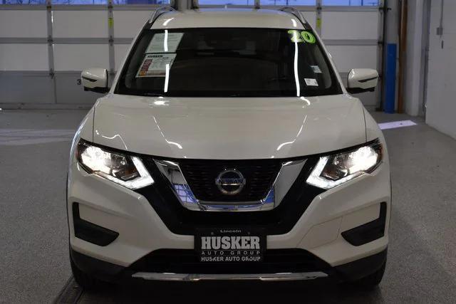 2020 nissan rogue sv