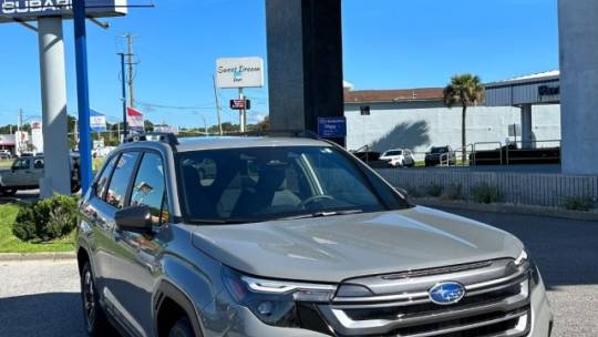 2025 Subaru Forester premium