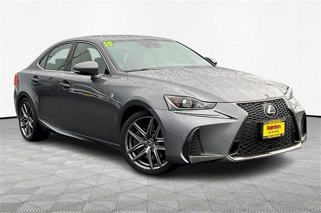 2019 lexus is 300 base