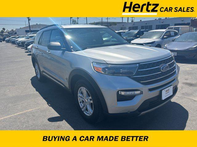2023 ford explorer xlt