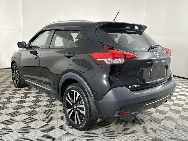 2018 nissan kicks sr