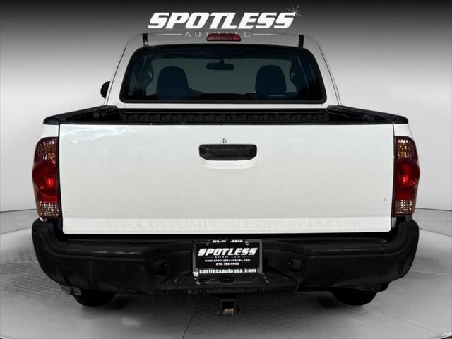 2015 toyota tacoma base