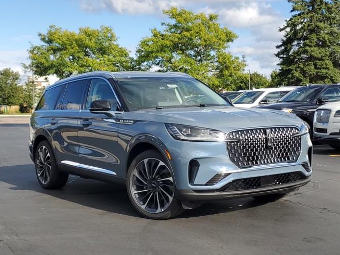 new 2025 lincoln aviator reserve
