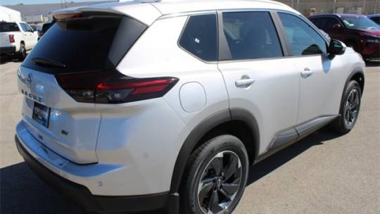 2024 Nissan Rogue