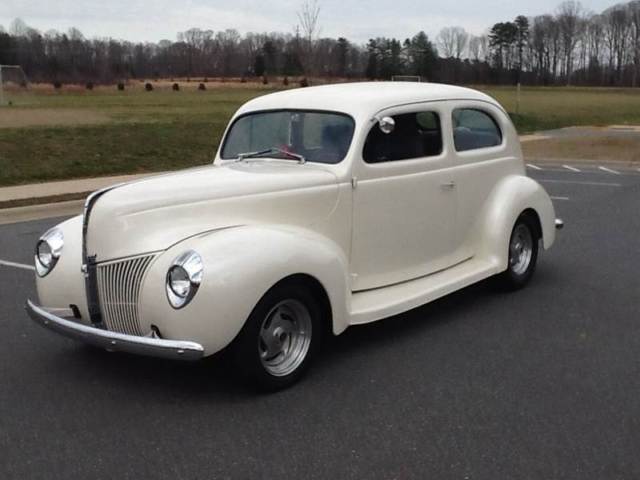 1940 ford deluxe chevy powered custom street rod with ac