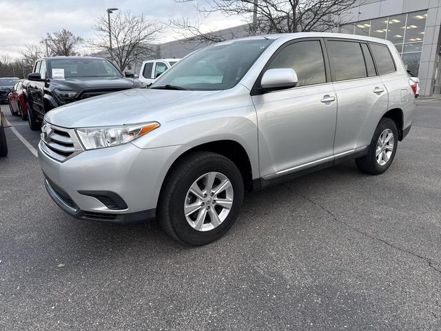 2011 toyota highlander base