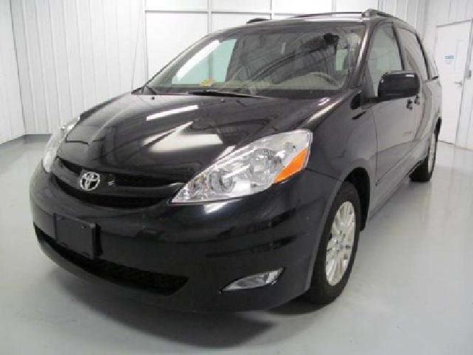 2010 toyota sienna xle in christiansburg, va