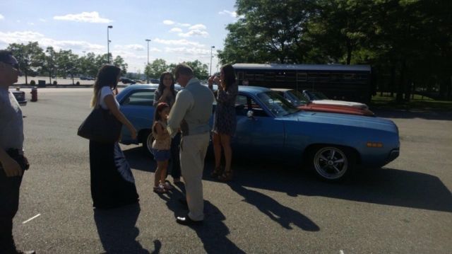 plymouth satellite custom station wagon 9 passenger