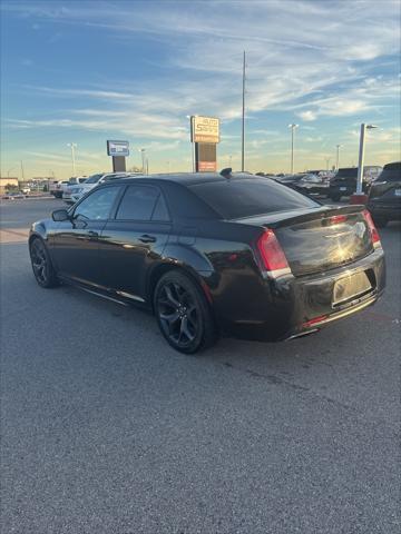 2020 chrysler 300 s