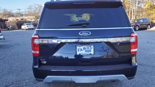 2021 ford expedition max xlt