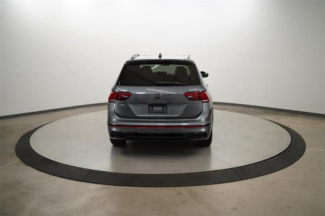 2024 volkswagen tiguan 2.0t se r-line black