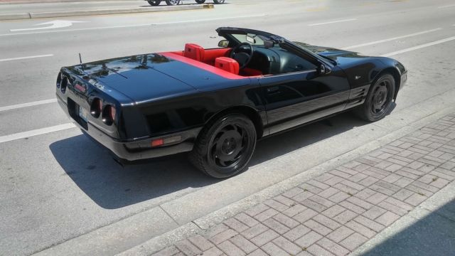 1993 chevrolet corvette - low milage "no reserve"