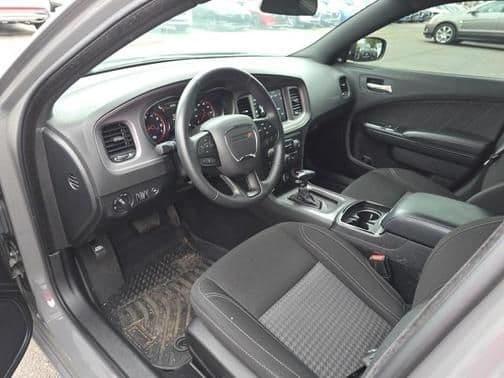 2023 dodge charger sxt in topeka, kansas