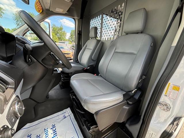 2019 ford transit-250 base