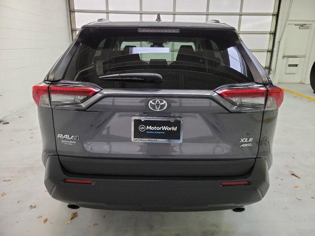 2021 toyota rav4 xle