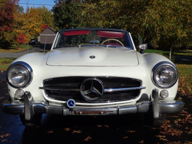1961 mercedes-benz 190sl with hard top