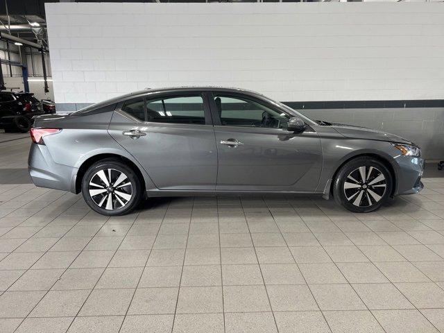 2022 nissan altima 2.5 sv