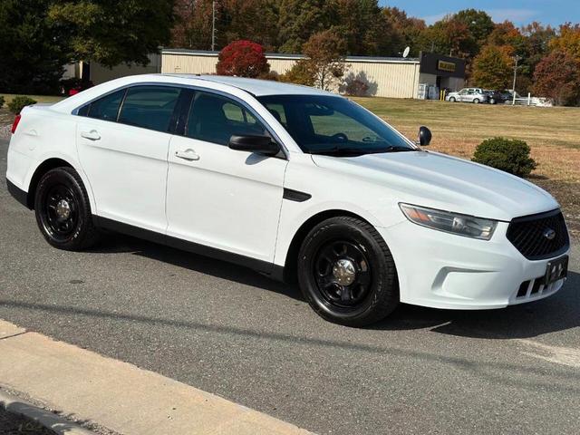 2016 ford sedan police interceptor base