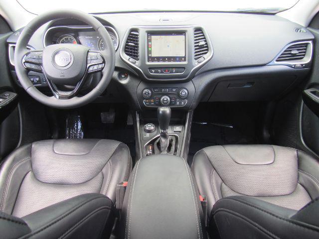2023 jeep cherokee altitude