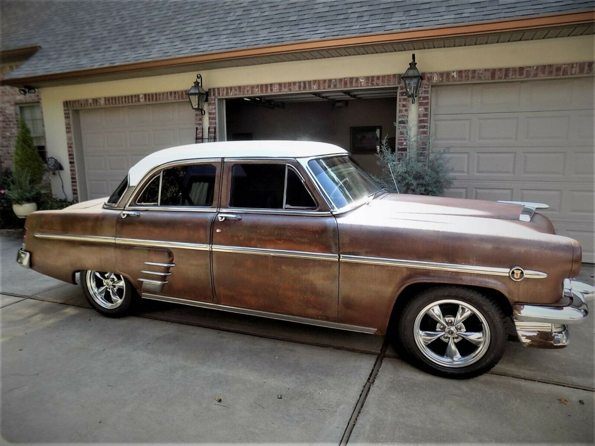 1954 kustom sedan patina<>custom patina<>rat rod<>cruiser<>street rod<>v8<>