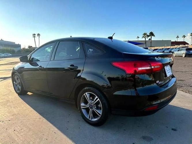 2018 ford focus se sedan 4d in glendale, arizona