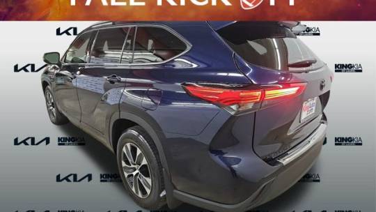 2022 toyota highlander hybrid xle