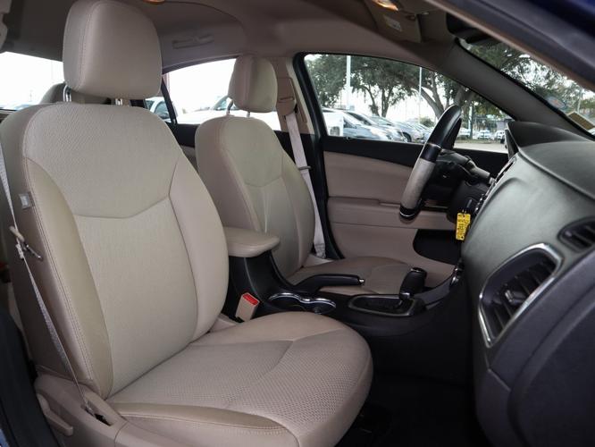 used 2013 chrysler 200 lx sedan ocala, fl 34471 for sale in ocala, florida