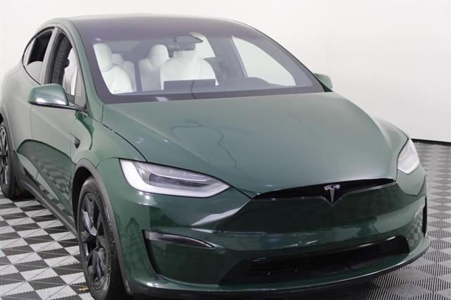 2022 tesla model x plaid tri motor all-wheel drive