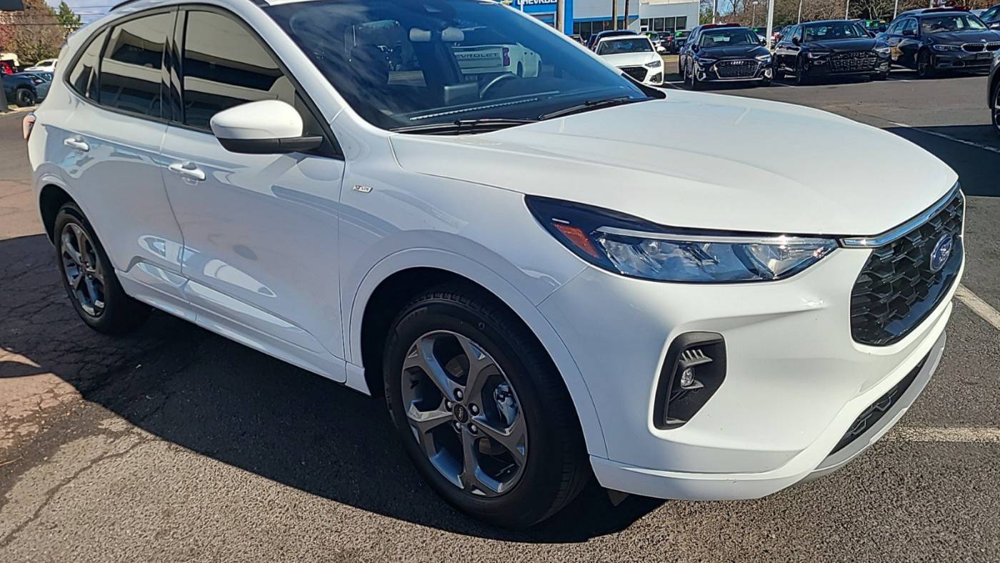 2023 ford escape hybrid st-line select