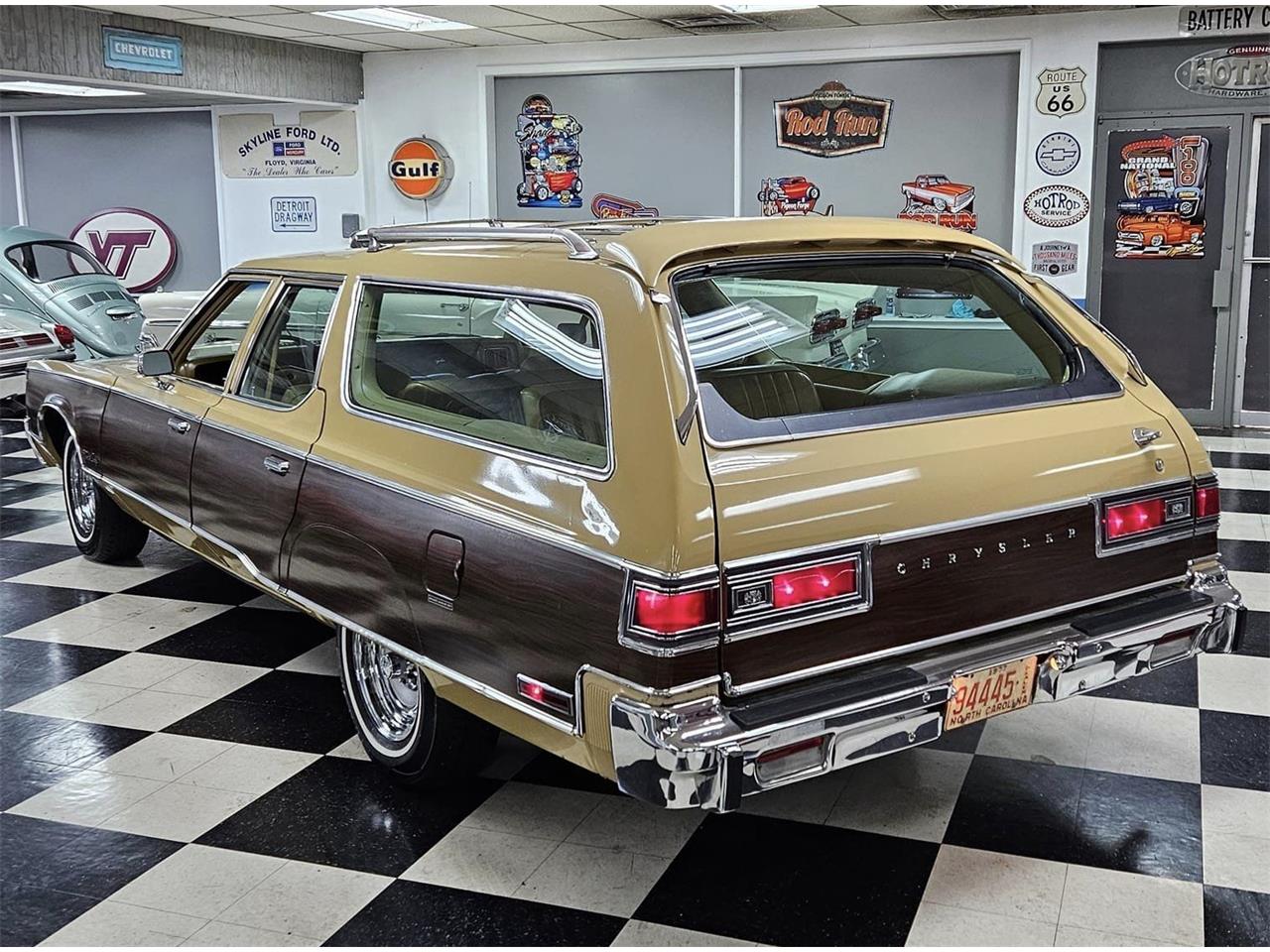 1977 chrysler town & country