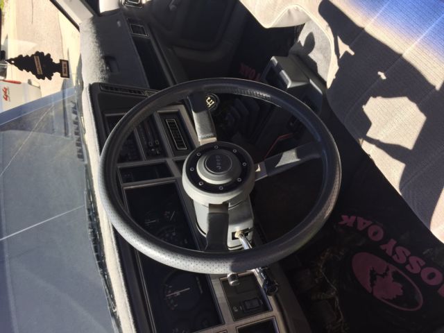 jeep comanche 1988 4 x 4 sport pickup