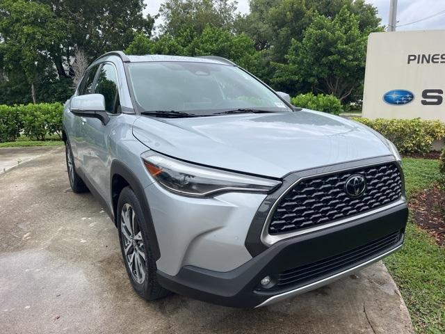 2023 toyota corolla cross xle