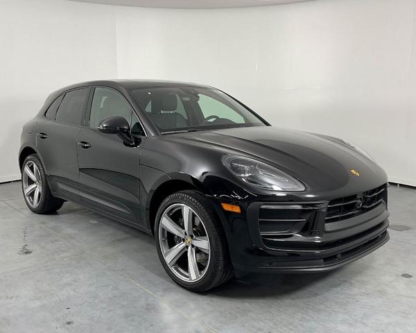 2024 porsche macan base