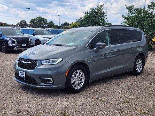 2022 chrysler pacifica touring l