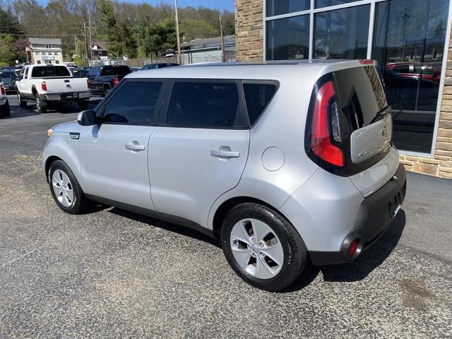 2016 kia soul base