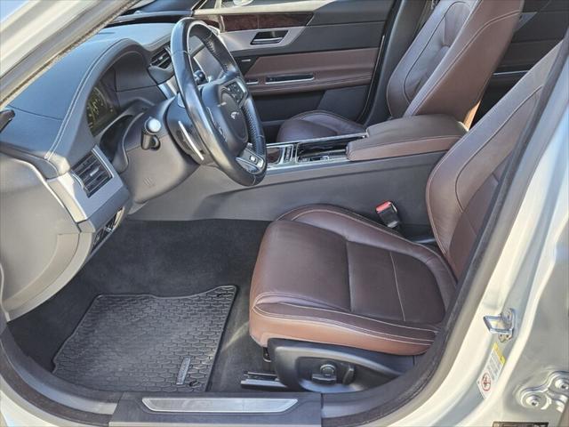 2018 jaguar xf 25t r-sport