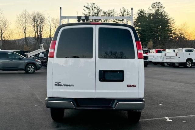 2023 gmc savana 2500 work van