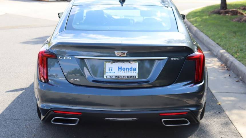 2022 cadillac ct5 luxury